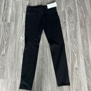 ✨NWT✨ Zara Mid-Rise Black Leggings